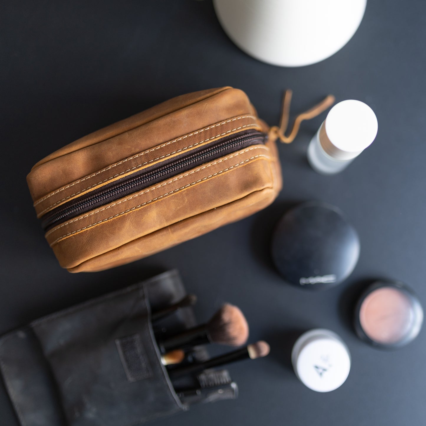 Trousse en cuir
