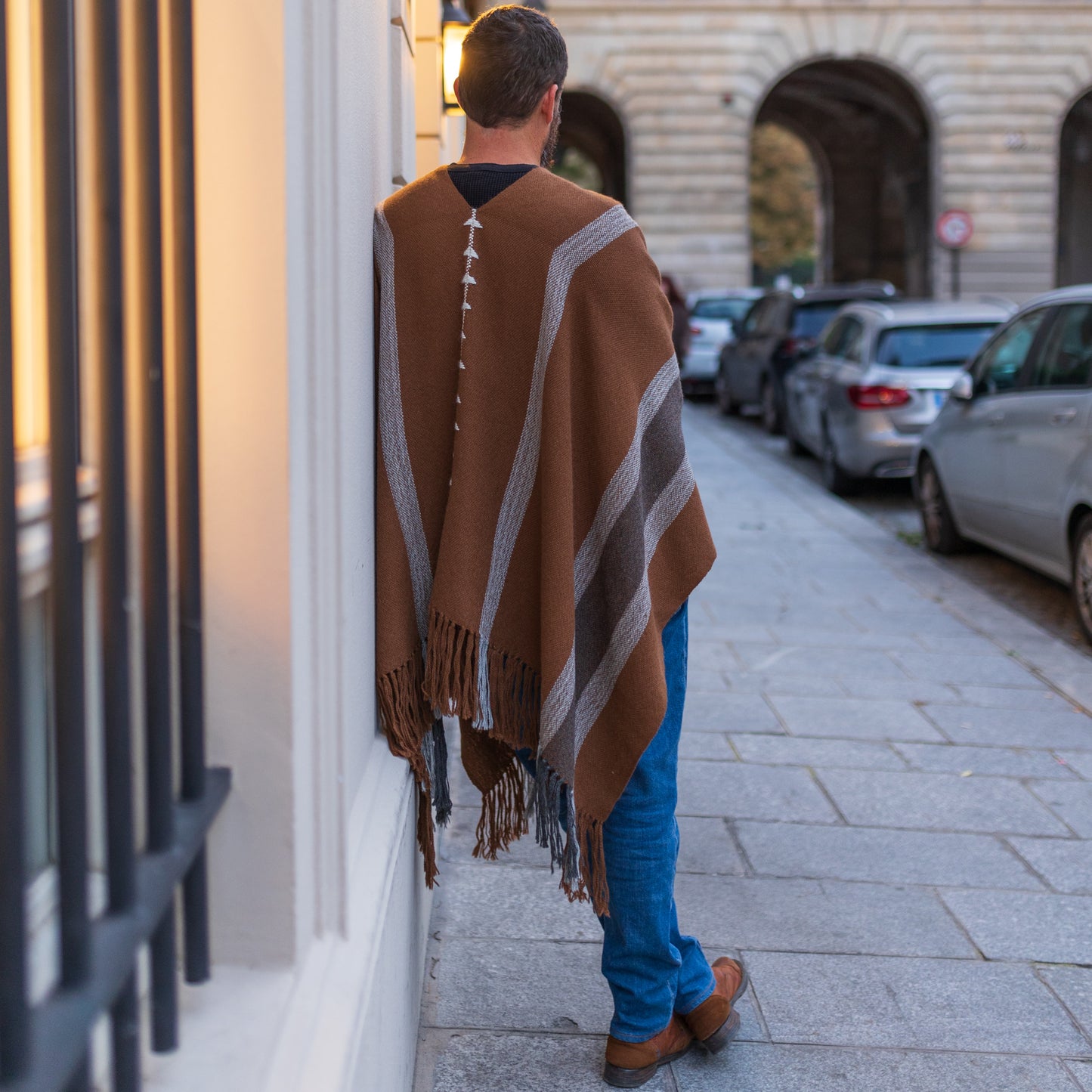Poncho Miñiques