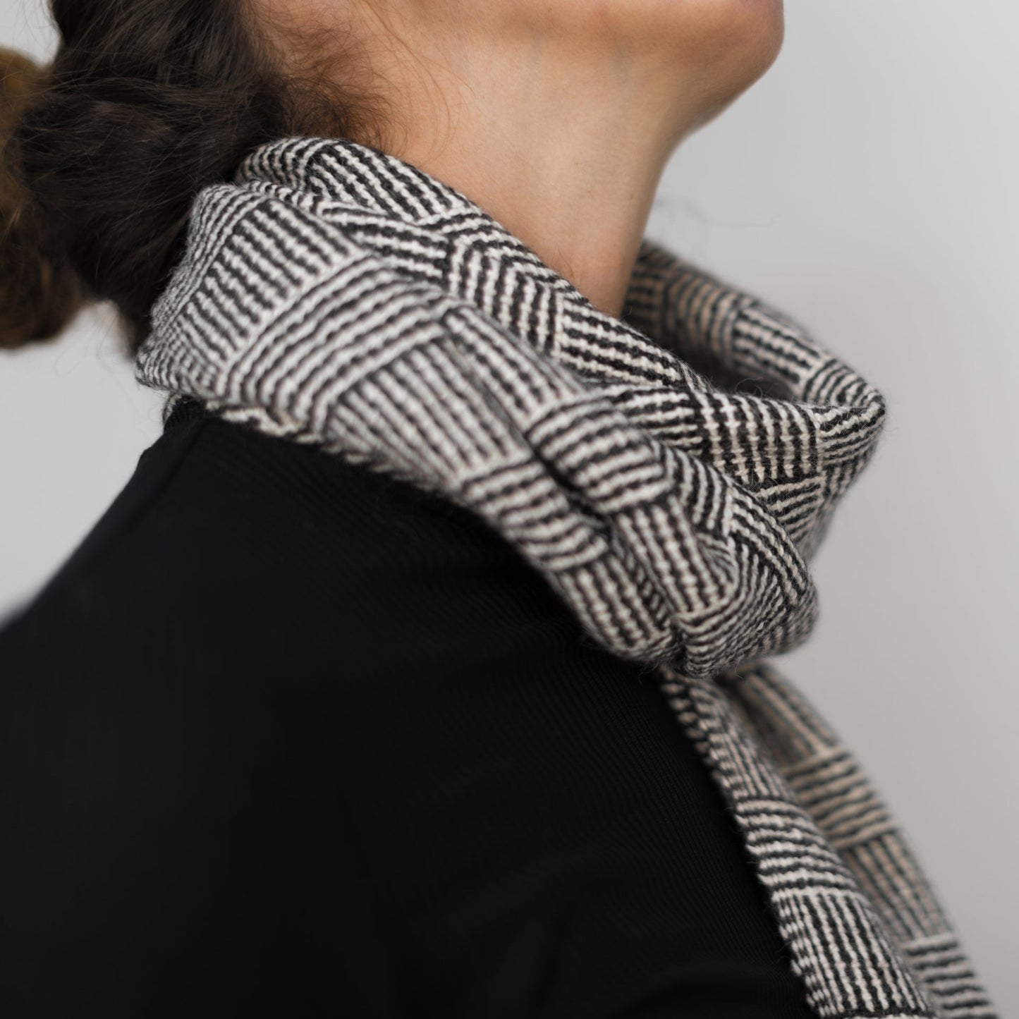 Barracan Scarf