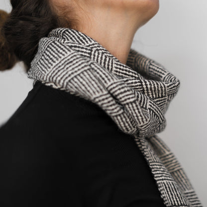 Barracan Scarf