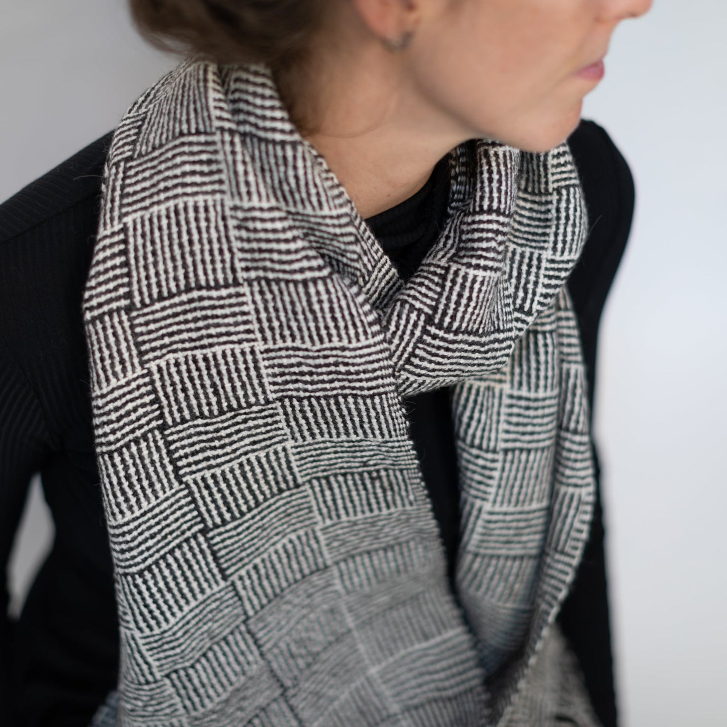 Barracan Scarf